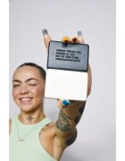 Carbon Theory Charcoal & Tea Tree Oil почистващ твърд сапун за успокояване на кожата 100 гр.