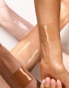 Catrice Aura Drop Lip Elixir масло от нар с подхранващ ефект цвят 010 Sparkle Served 4 мл.