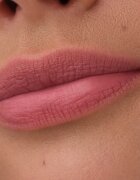 Catrice Blur-Real крем-червило с матиращ ефект цвят 040 Berry Dusk 3.5 мл.