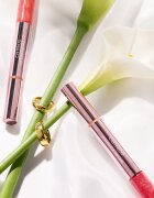Catrice Brides & Besties дълготраен гланц за устни цвят C01 Apricot Promise 4.9 мл.