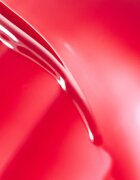 Catrice Colour Glaze Lip Tint силно пигментиран блясък за устни цвят 040 Tint Me Red 3 мл.