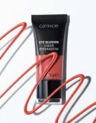 Catrice Eye Blusher течни очни сенки с блясък цвят 030 Berry Haze 7 мл.