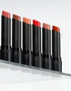 Catrice Glass Like Gloss Stick хидратиращ гланц за устни цвят 040 Red Carpet Game 3 гр.