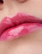 Catrice Glossing Glow тониращо олио за устни цвят 020 - Drama Mama 4 мл.