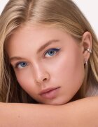 Catrice Hyper Liner Brush Eyeliner дълготрайна водоустойчива очна линия цвят 030 Midnight Spark 0.52 мл.