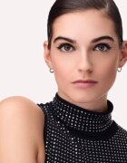 Catrice Hyper Liner Brush Eyeliner течна очна линия с матиращ завършек цвят 010 Classic Black 0.52 мл.