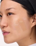 Catrice Invisible Cover Cushion Foundation матиращ фон дьо тен в гъба SPF 30 цвят 033W 10 гр.