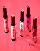 Catrice Melt & Plump балсам за устни с увеличаващ ефект цвят 040 Call Nine Wine Wine 1.8 гр.