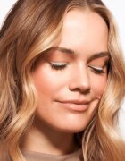 Catrice Melt & Shine тониращ балсам за устни цвят 010 Shell Yeah! 13 гр.