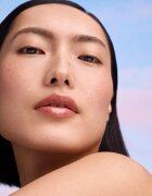 Catrice Peptide Drip Milky Lip Serum гланц-грижа за устни с пептиди цвят C020 Feelin' Peachy 9 мл.