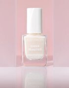 Catrice Sheer Beauties Strengthening Nail Polish подсилващ лак за нокти цвят 010 Milky Not Guilty 10.5 мл.