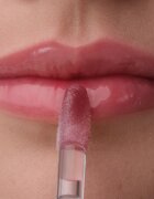 Catrice Shine Supreme масло от нар с подхранващ ефект цвят 040 Cherry Lush 4 мл.