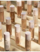 Catrice Soft Glam Filter озаряващ тониращ флуид цвят 030 - Medium 30 мл.