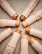Catrice Soft Glam Filter Stick фон дьо тен в стик цвят 020 Light - Medium 9 гр.