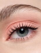 Catrice Soft Melt Liquid To Powder течни очни сенки с матиращ ефект цвят 020 Peach Fuzz 3.4 мл.