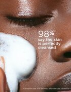 Clarins Cleansing Gentle Renewing Cleansing Mousse нежна почистваща пяна за всички типове кожа на лицето 150 мл.