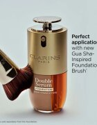 Clarins Double Serum Foundation подмладяващ и озаряващ фон дьо тен цвят L2C 30 мл.
