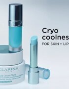 Clarins Lip Oil Balm Summer Collection балсам за устни с увеличаващ ефект цвят 00 cryo mint 2.9 гр.