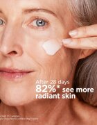 Clarins Nutri-Lumière Day ревитализиращ дневен крем за сияен вид на кожата 50 мл.
