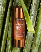 Clarins Self Tan Radiance-Plus Golden Glow Booster бронзиращ продукт за тяло 30 мл.