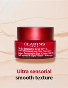 Clarins Super Restorative Day Cream SPF 15 подмладяващ дневен крем SPF 15 50 мл.