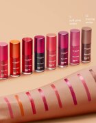 Clarins Water Lip Stain гланц за устни с матиращ ефект с хидратиращ ефект цвят 12 Mocha Water 7 мл.