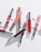 Clinique Pop™ Plush Creamy Lip Gloss хидратиращ блясък за устни цвят 09 Sugarplum Pop 3.4 мл.