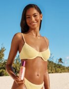 Coco & Eve Sunny Honey Highlighter Body SPF50 защитен серум с озаряващ ефект SPF 50 150 мл.