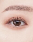 Colorgram Tintin Dory Eyeshadow Palette палитра със сенки за очи и озарители цвят 02 Chestnut Dory 4 гр.