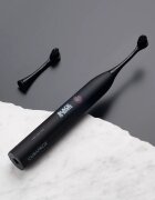 Curaprox Hydrosonic Black is White звукова електрическа четка за зъби с избелващ ефект 1 бр.