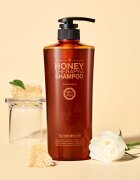 DAENG GI MEO RI Honey Therapy Professional Plus Shampoo регенериращ шампоан за слаба и увредена коса 500 мл.