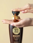 DAENG GI MEO RI New Gold Special Shampoo подсилващ шампоан за мазна коса 500 мл.