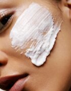 Darphin Age-Defying Dermabrasion Cleanser нежен ексфолиращ крем 50 мл.
