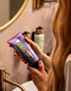 Delia Cosmetics Cameleo Silver балсам за руса и сива коса неутрализиращ жълтеникавите оттенъци 200 мл.