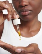 Dr. Hauschka Facial Care олио за лице за мазна кожа 18 мл.