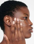 Dr. Hauschka Facial Care ревитализиращо дневно мляко за суха кожа 50 мл.