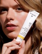 Dr. Hauschka Facial Care тониращи слънцезащитни продукти за лице SPF 30 40 мл.