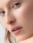 Dr. Hauschka Make-Up Colour Correcting Powder компактна пудра цвят 01 activating 8 гр.