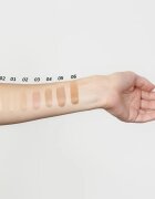 Dr. Hauschka Make-Up Foundation лек фон дьо тен цвят 001 cashew 30 мл.
