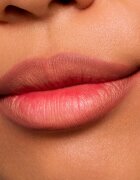 Essence 8h Matte Comfort матиран молив за устни с острилка цвят 10 THE Perfect Shade 03 гр.