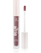 Essence Blur Soufflé матиращо течно червило цвят 01 Deep Scroll 3.6 мл.