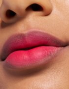 Essence Blur Soufflé матиращо течно червило цвят 04 Main Feed 3.6 мл.