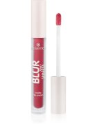 Essence Blur Soufflé матиращо течно червило цвят 11 Clickbait 3.6 мл.