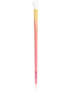 Essence BRUSH IT LIKE IT'S ART blending brush четка за смесване 01 Blending Is Like Cardio For Artists 1 бр.