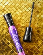 Essence call me QUEEN спирала за ефект на изкуствени мигли цвят Black 115 мл.