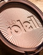 Essence club SOLEIL озарител цвят 01 Sunset Drip 8 гр.