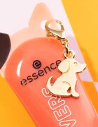 Essence DOG GANG OR CAT CREW?!? DOG LOVERS тониращ балсам за устни с пептиди цвят 01 Best Buddy 13 мл.