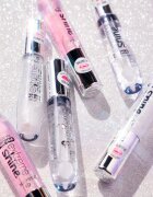 Essence Extreme Shine блясък за устни за по-голям обем цвят 101 Milky Way 5 мл.
