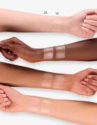 Essence gimme GLOW озаряваща пудра цвят 10 9 гр.
