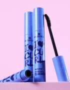 Essence I LOVE CURL водоустойчива спирала за обем черна 10 мл.